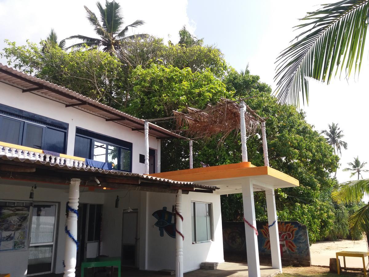 Sayuri Beach Hotel Matara Kültér fotó